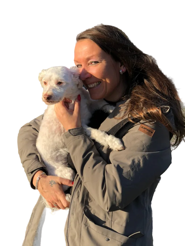 Désirée Scheller mit ihrem Hund